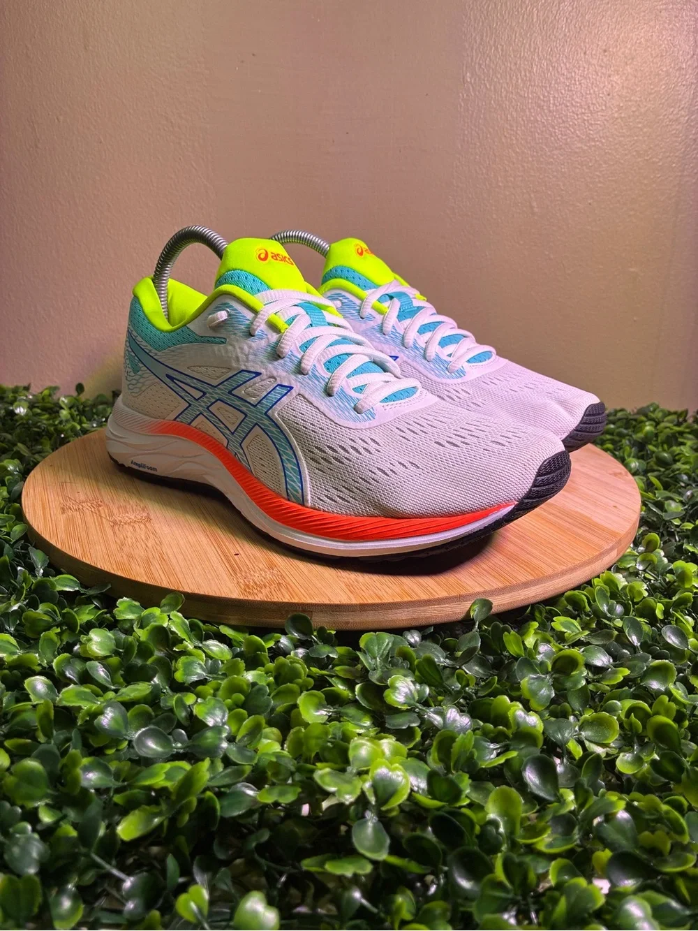 🔥 ASICS GEL-EXCITE 6 SP WHITE ORANGE NEON ATHLETIC RUNNING SHOES WMNS SZ 8.5 - Picture 1 of 9